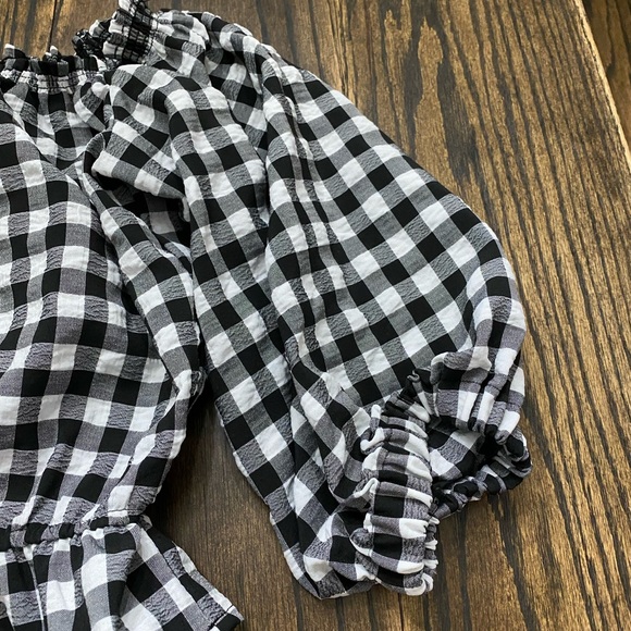 H&M Gingham Puff Sleeve Off-Shoulder Top - Picture 6 of 10